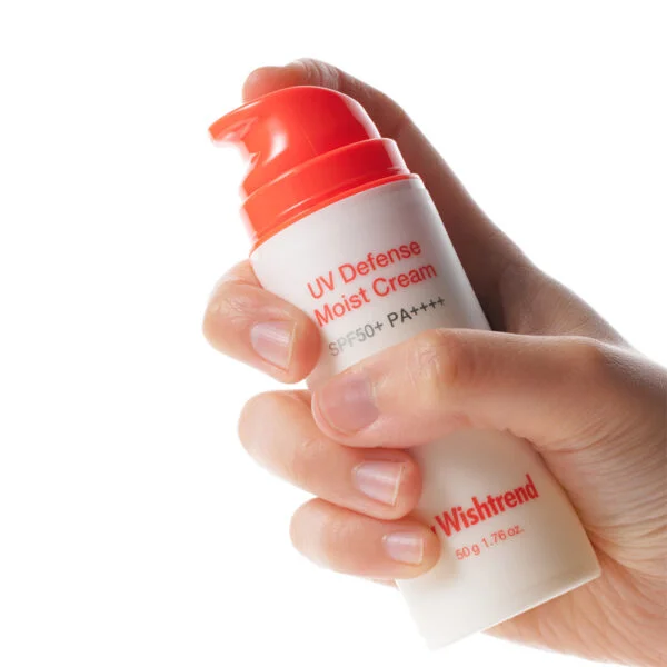 Protector Solar Hidratante UV Defense Moist Cream By Wishtrend 50 ml
