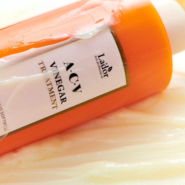 Crema capilar de tratamiento y brillo intenso Lador ACV Vinegar 430 ml